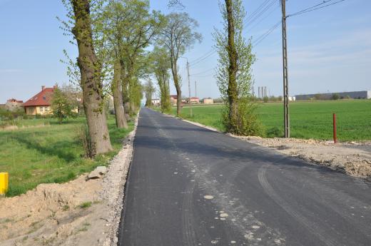 ul. Dworska. Pozytywne zaskoczenie - równy, ładny asfalt na całej długości.